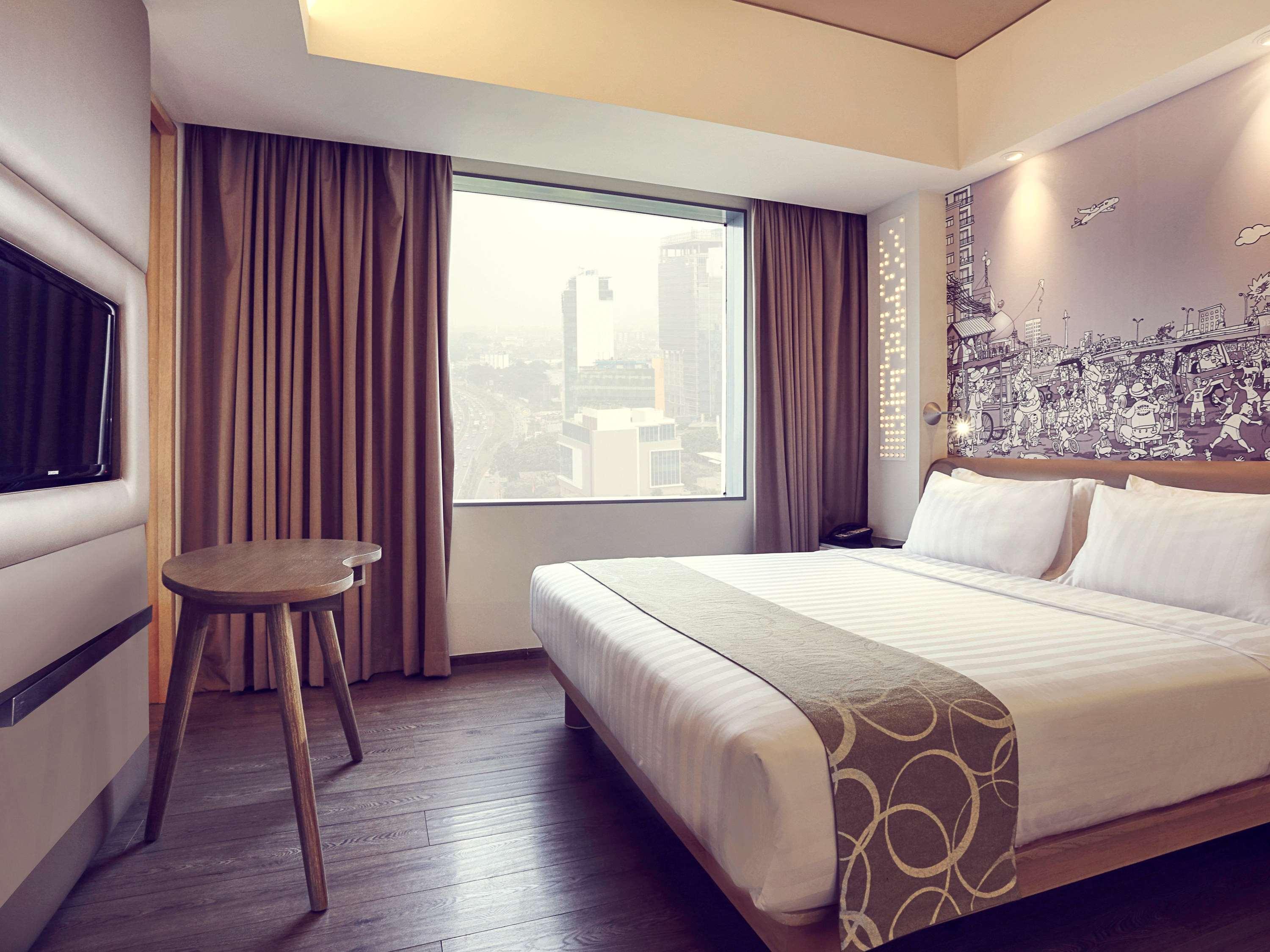 Mercure Jakarta Simatupang Экстерьер фото