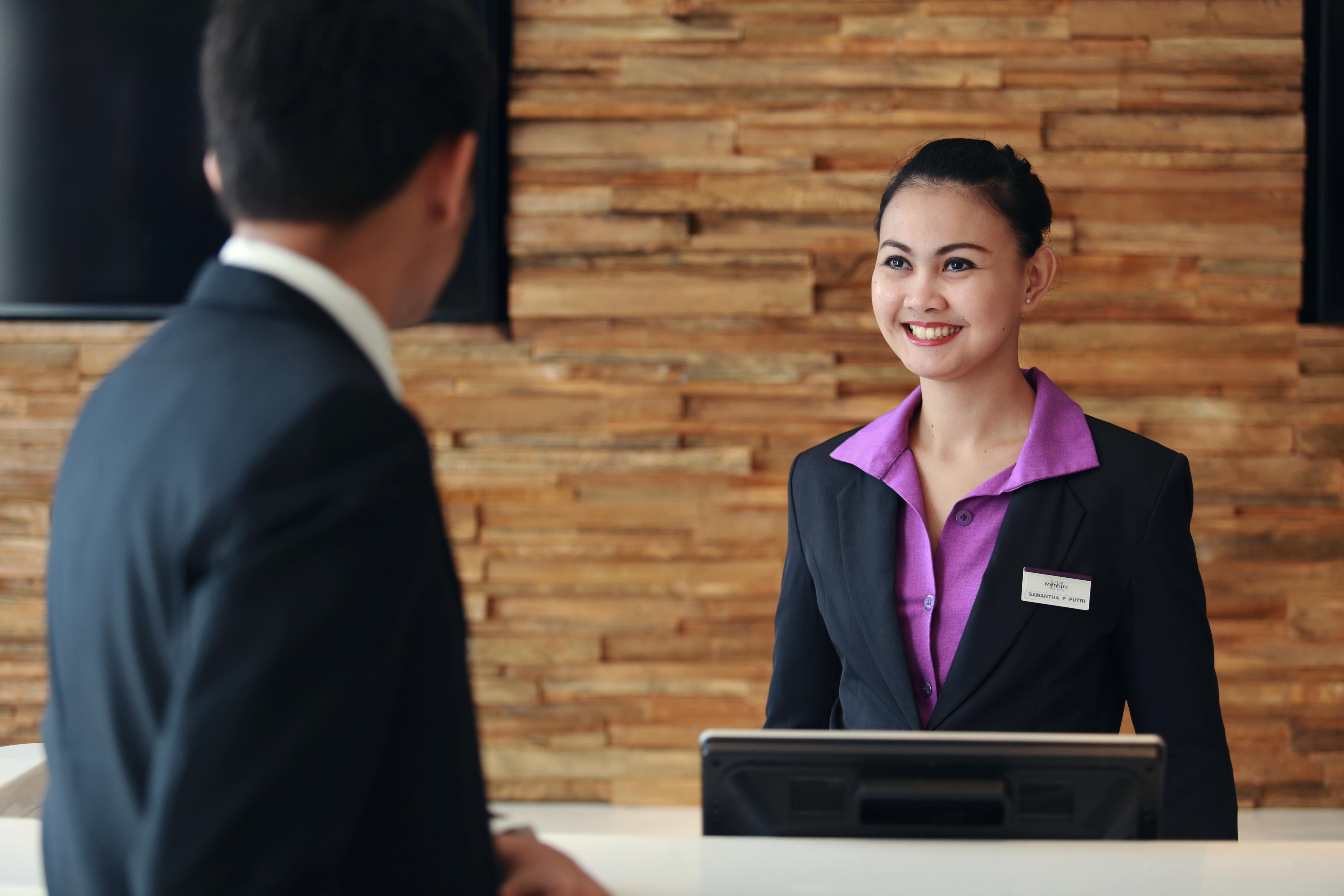 Mercure Jakarta Simatupang Экстерьер фото
